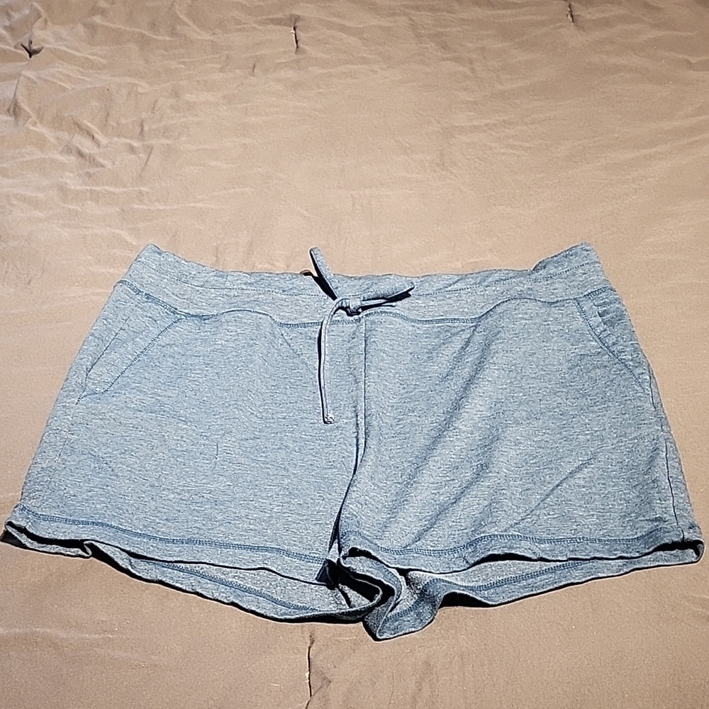 32 Degrees Cool Casual Shorts